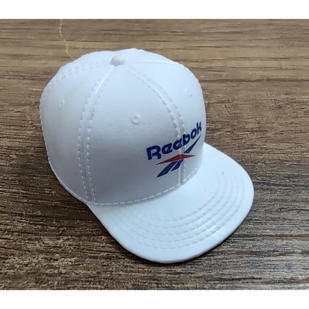 1/6 Scale White Blue And Red Reebok Baseball Flat Brimmed Hat Z26